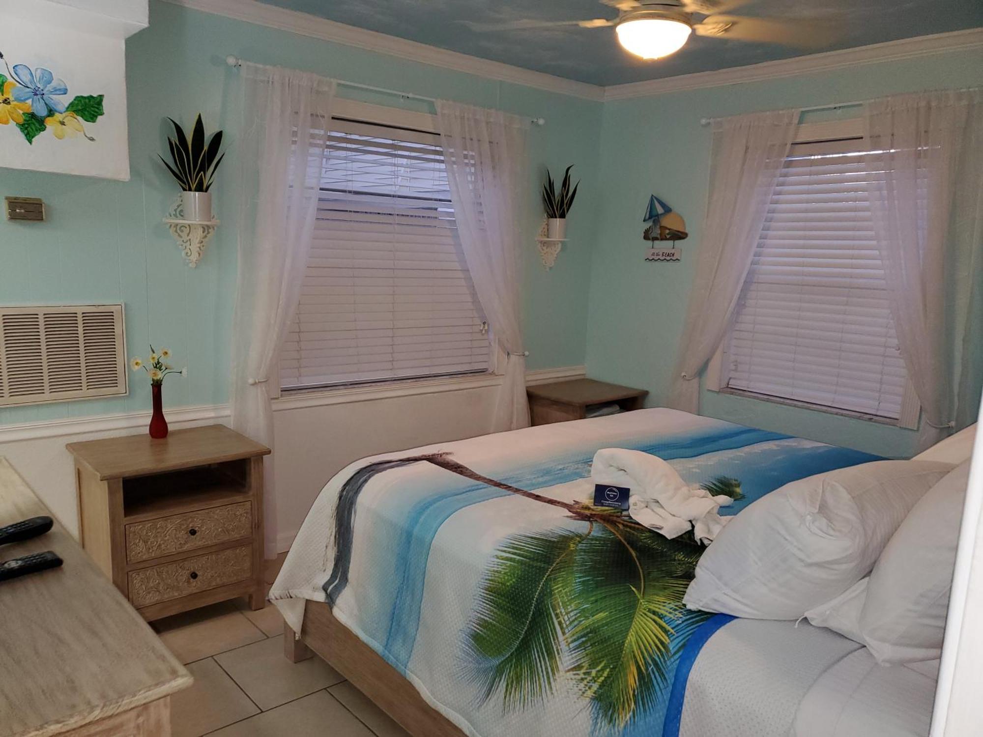 The Monterey Beach Resort St. Pete Beach Habitación foto
